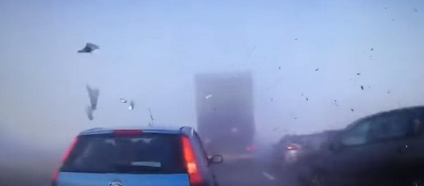 Τρομακτική καραμπόλα οκτώ οχημάτων! – Βίντεο